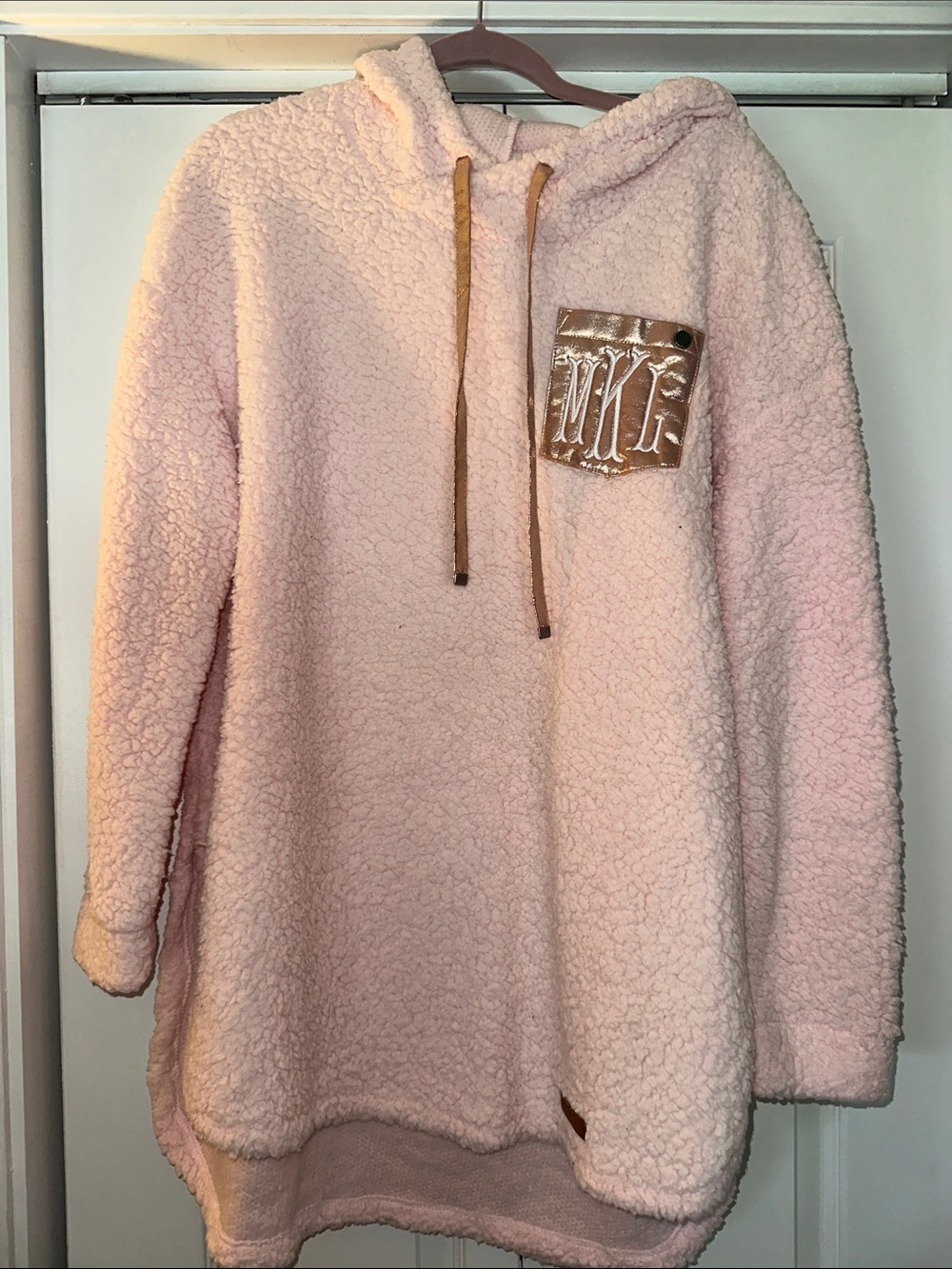 Cozy Pink Sherpa Hoodie with Pocket Accent (MKL)